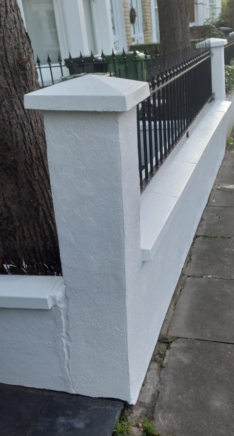 Pillar and wall finished